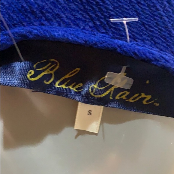 🎉Host Pick🎉 Blue River Top blue and white - Picture 8 of 8